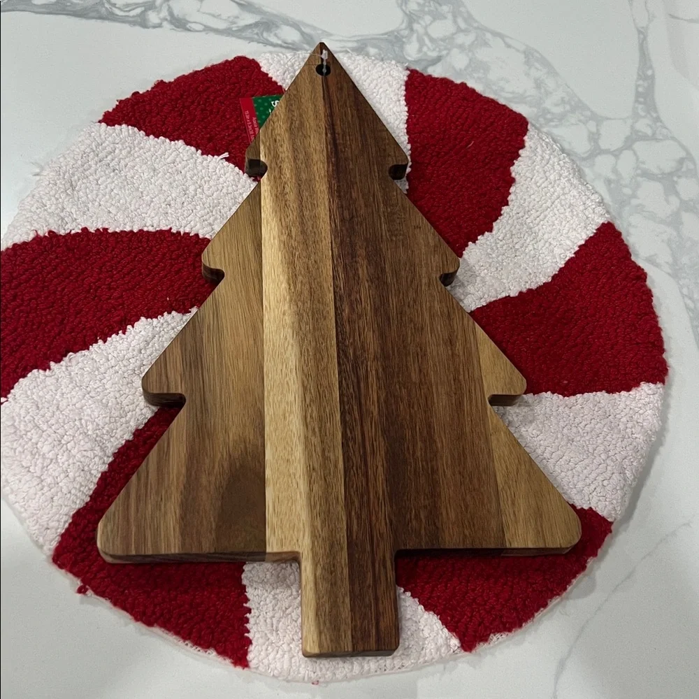 Cute. WOODEN🎄🌲